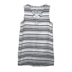 beachlunchlounge Sleeveless Striped V-Neck Shift Dress in White and Black